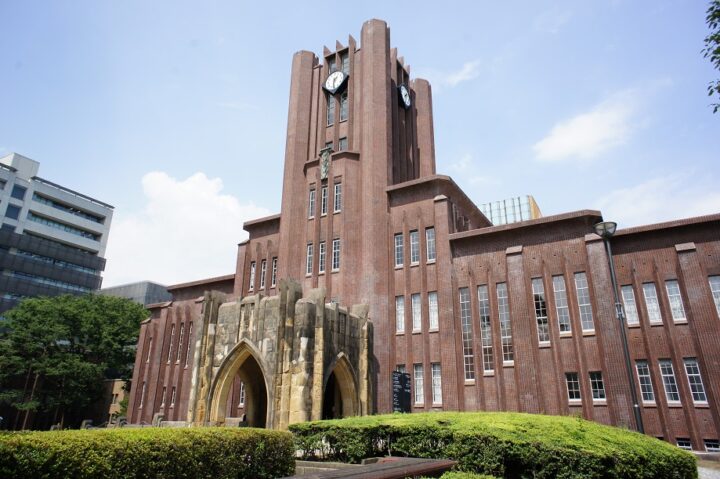 大学受験の共通テストとは？仕組みや注意点などの基礎知識を解説！